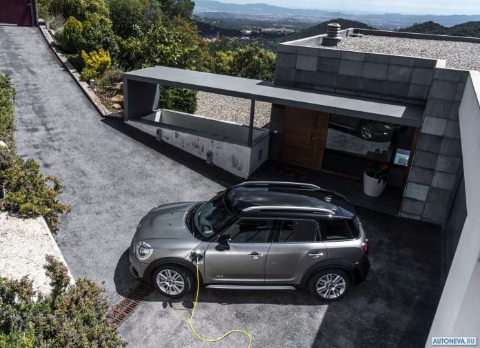 2017 Mini Countryman Plug-in Hybrid - фотография 90 из 167