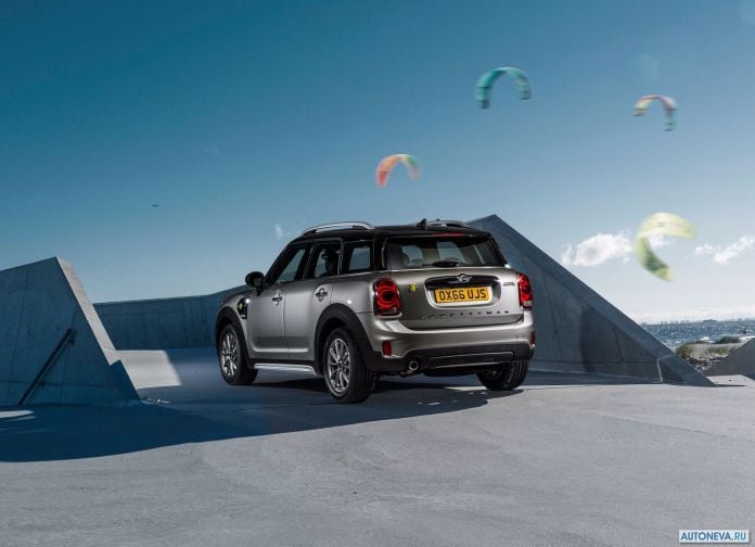 2017 Mini Countryman Plug-in Hybrid - фотография 104 из 167