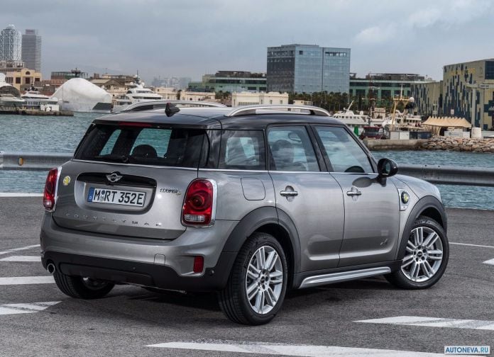 2017 Mini Countryman Plug-in Hybrid - фотография 108 из 167