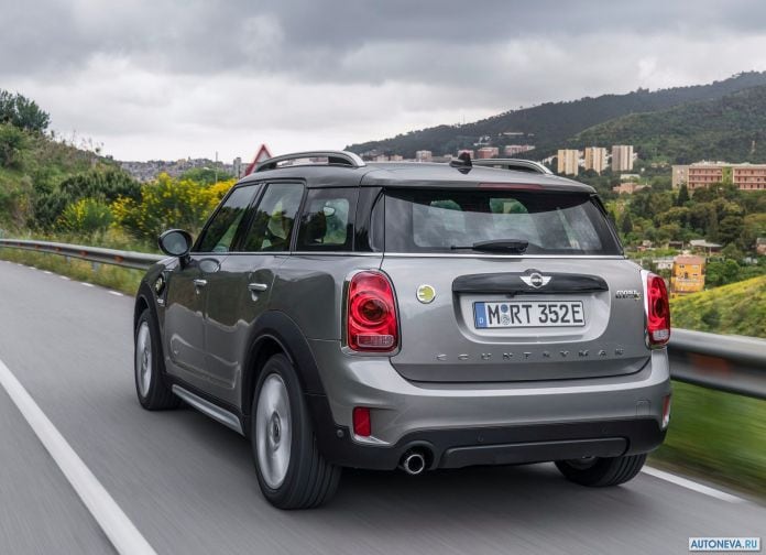 2017 Mini Countryman Plug-in Hybrid - фотография 111 из 167