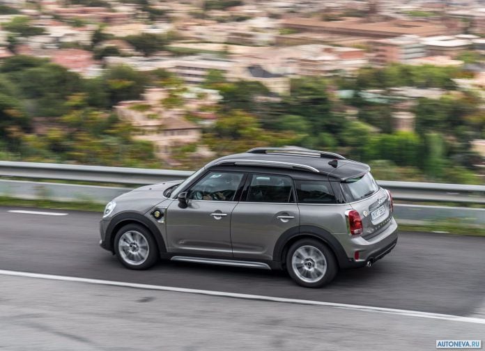 2017 Mini Countryman Plug-in Hybrid - фотография 113 из 167