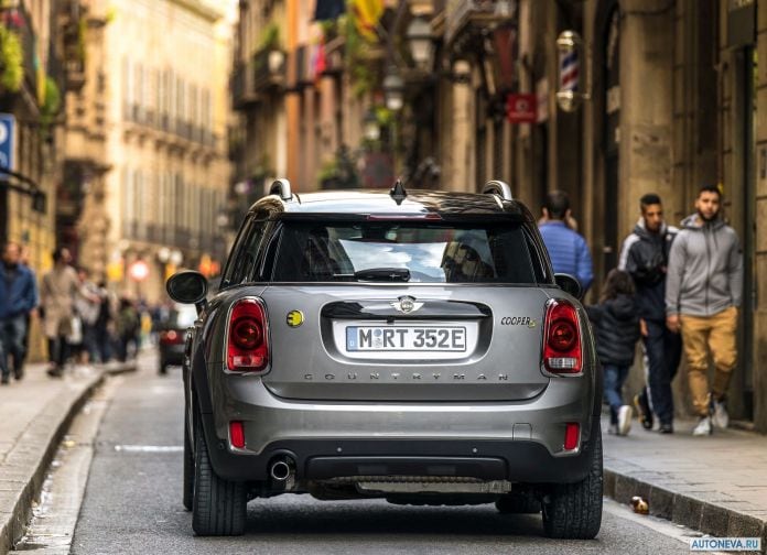2017 Mini Countryman Plug-in Hybrid - фотография 121 из 167