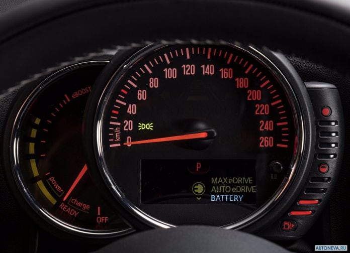 2017 Mini Countryman Plug-in Hybrid - фотография 139 из 167