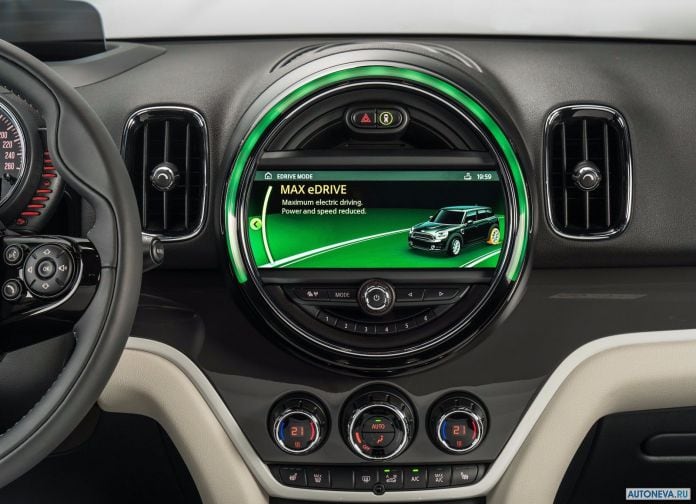 2017 Mini Countryman Plug-in Hybrid - фотография 148 из 167