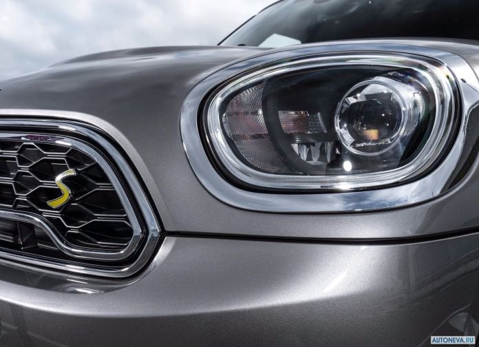 2017 Mini Countryman Plug-in Hybrid - фотография 151 из 167