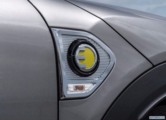 2017 Mini Countryman Plug-in Hybrid - фотография 156 из 167