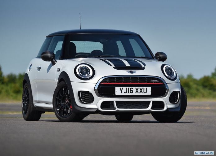 2017 Mini John Cooper Works Challenge - фотография 2 из 29