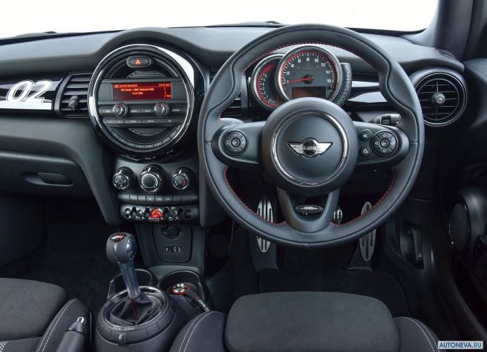 2017 Mini John Cooper Works Challenge - фотография 12 из 29