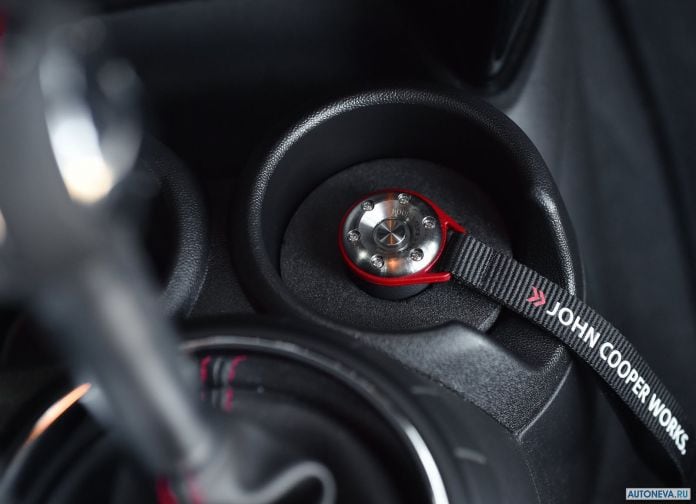 2017 Mini John Cooper Works Challenge - фотография 16 из 29