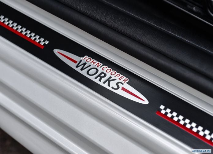 2017 Mini John Cooper Works Challenge - фотография 18 из 29