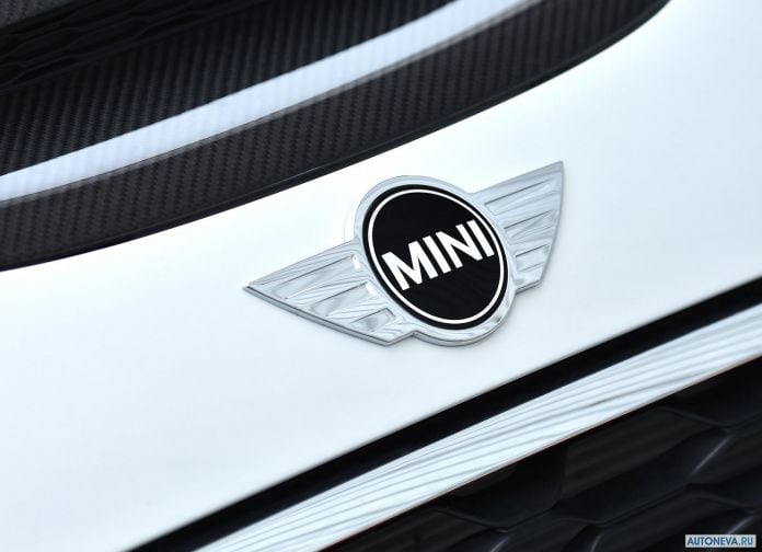 2017 Mini John Cooper Works Challenge - фотография 23 из 29
