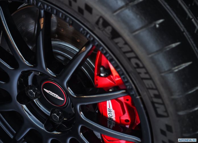 2017 Mini John Cooper Works Challenge - фотография 25 из 29
