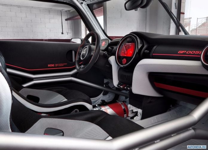 2017 Mini John Cooper Works GP Concept - фотография 9 из 29
