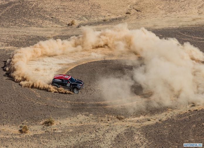 2017 Mini John Cooper Works Rally - фотография 9 из 53