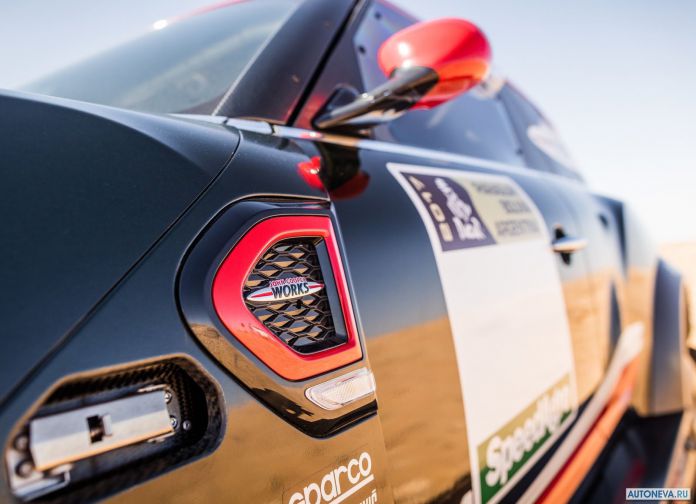 2017 Mini John Cooper Works Rally - фотография 40 из 53