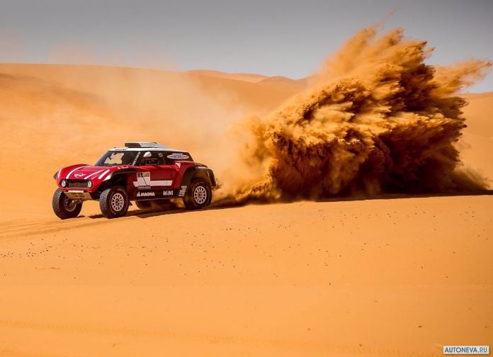2018 Mini John Cooper Works Buggy - фотография 5 из 15