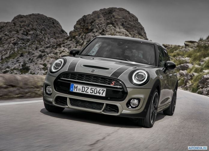 2019 Mini Cooper S 5-door - фотография 11 из 57