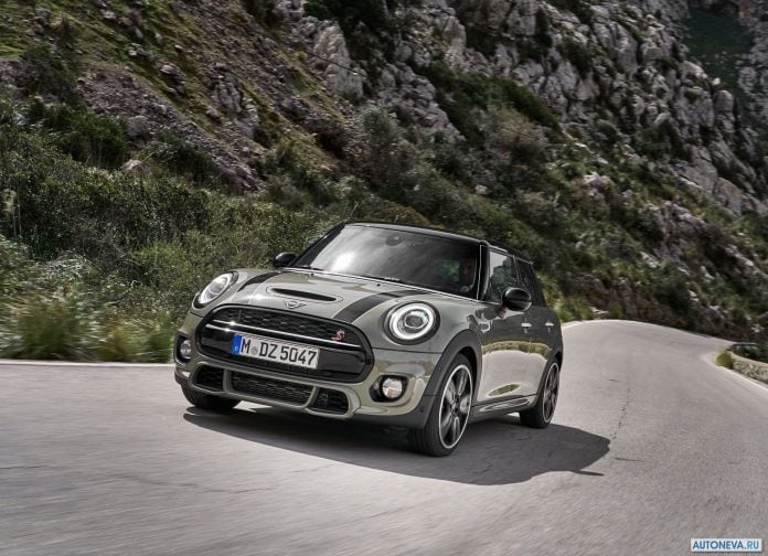 2019 Mini Cooper S 5-door - фотография 17 из 57