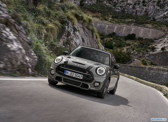 2019 Mini Cooper S 5-door - фотография 18 из 57