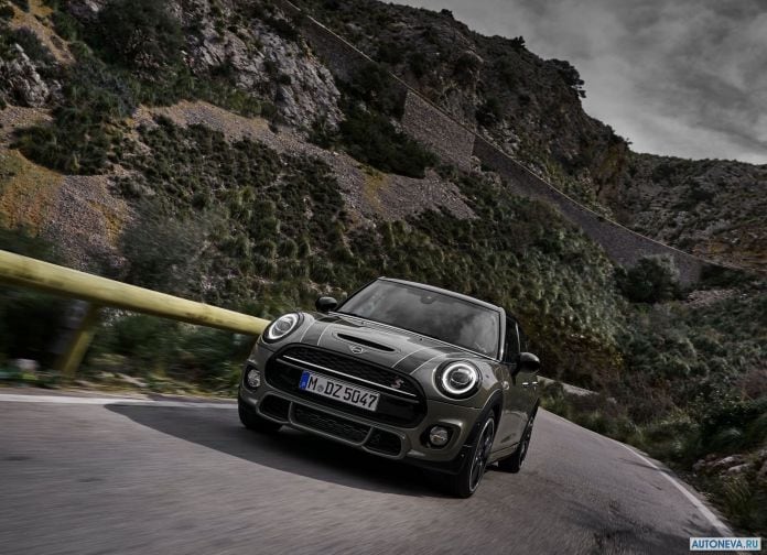 2019 Mini Cooper S 5-door - фотография 22 из 57