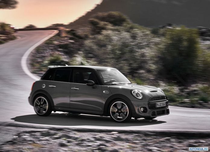 2019 Mini Cooper S 5-door - фотография 24 из 57
