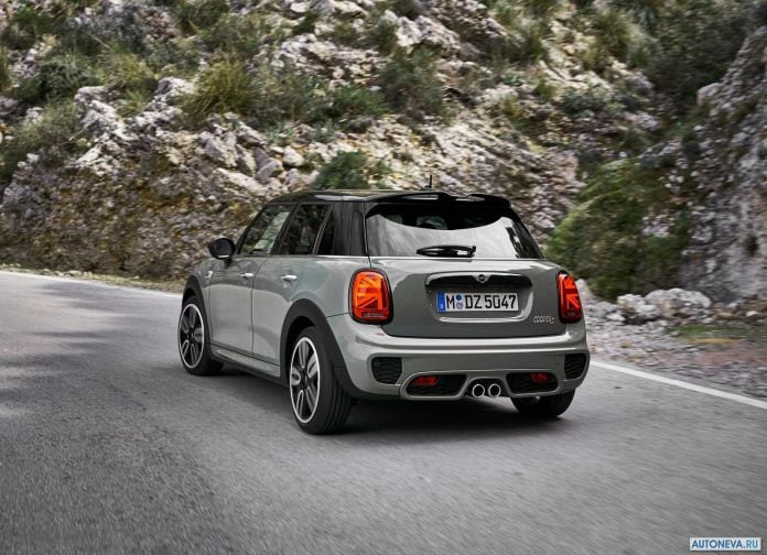 2019 Mini Cooper S 5-door - фотография 41 из 57