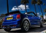 mini_2019_cooper_s_convertible_130.jpg