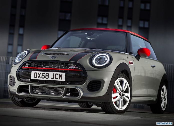 2019 Mini John Cooper Works - фотография 2 из 13