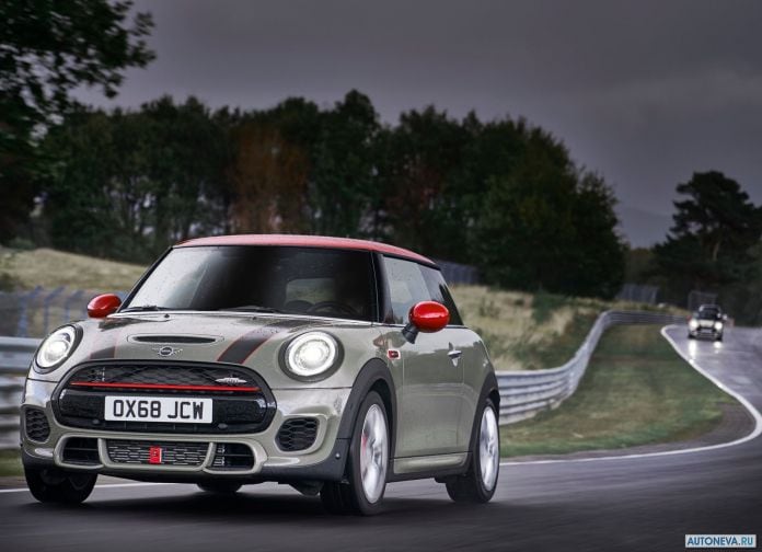 2019 Mini John Cooper Works - фотография 5 из 13