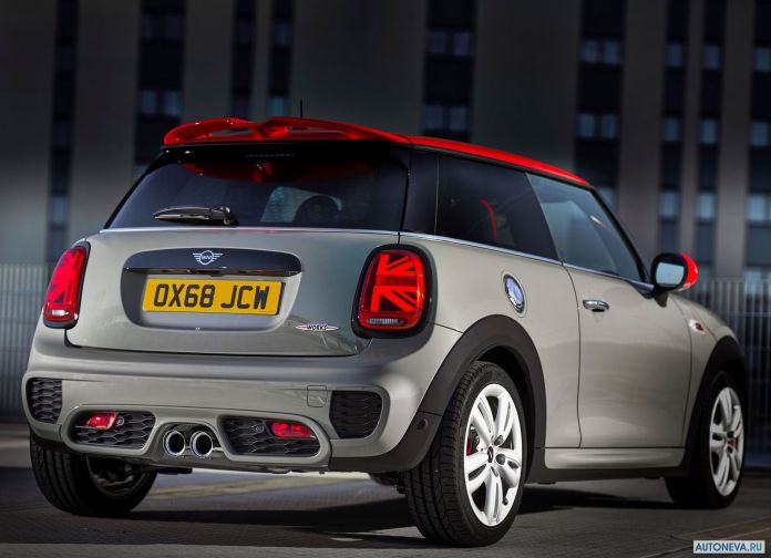 2019 Mini John Cooper Works - фотография 11 из 13