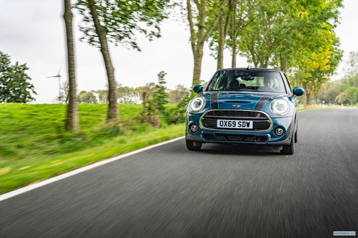 2020 Mini Cabrio Cooper S Sidewalk - фотография 1 из 37