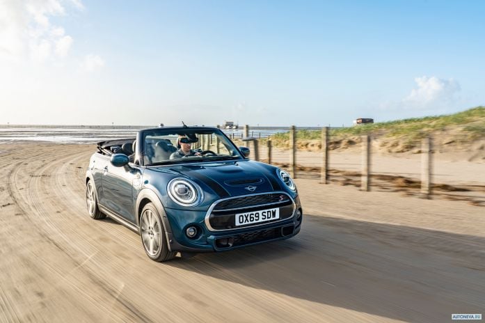2020 Mini Cabrio Cooper S Sidewalk - фотография 10 из 37 2020 Mini Cabrio Cooper S Sidewalk - фотография 10 из 37