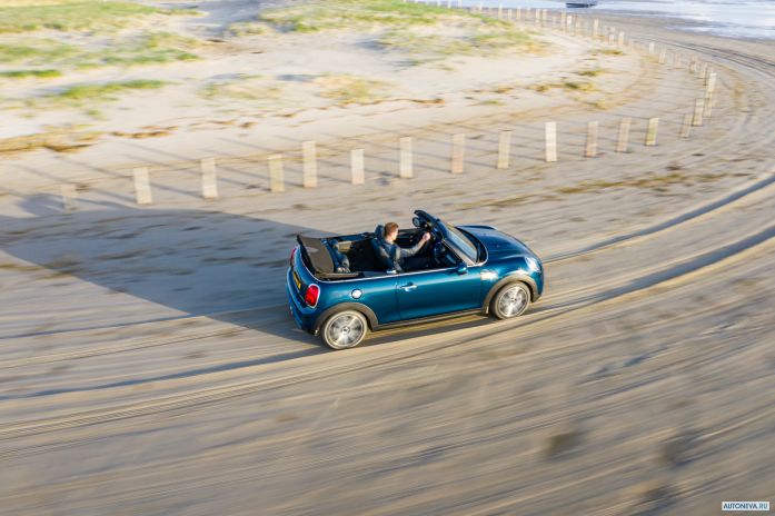 2020 Mini Cabrio Cooper S Sidewalk - фотография 12 из 37 2020 Mini Cabrio Cooper S Sidewalk - фотография 12 из 37