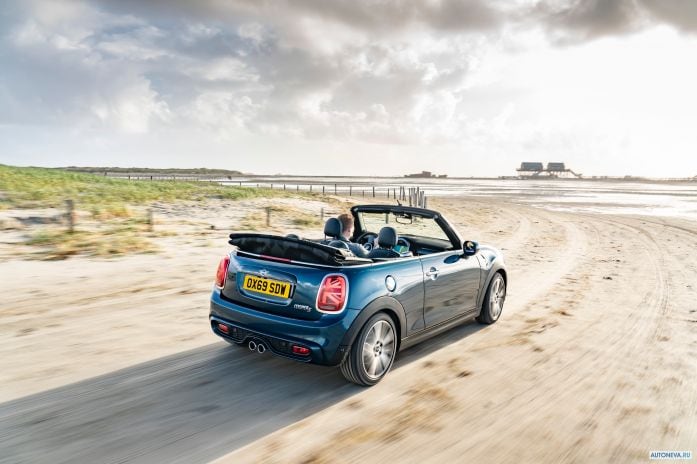 2020 Mini Cabrio Cooper S Sidewalk - фотография 14 из 37