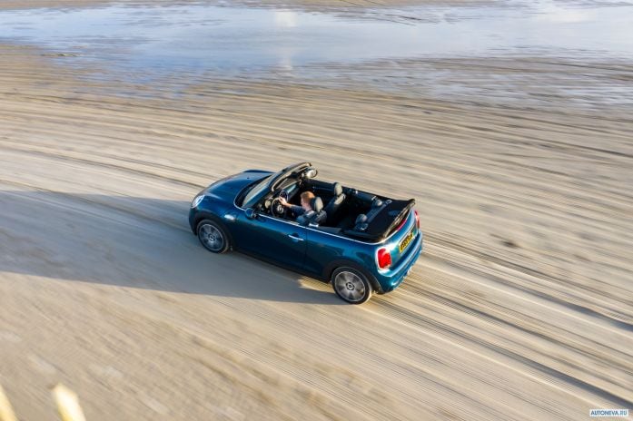 2020 Mini Cabrio Cooper S Sidewalk - фотография 30 из 37 2020 Mini Cabrio Cooper S Sidewalk - фотография 30 из 37