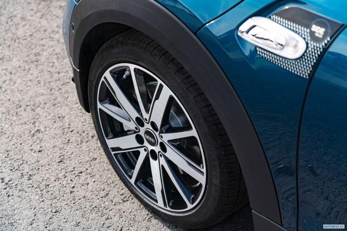 2020 Mini Cabrio Cooper S Sidewalk - фотография 32 из 37 2020 Mini Cabrio Cooper S Sidewalk - фотография 32 из 37