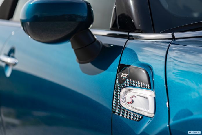 2020 Mini Cabrio Cooper S Sidewalk - фотография 34 из 37 2020 Mini Cabrio Cooper S Sidewalk - фотография 34 из 37