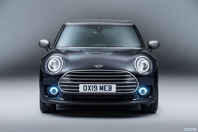 2020 Mini Clubman Cooper - фотография 1 из 31