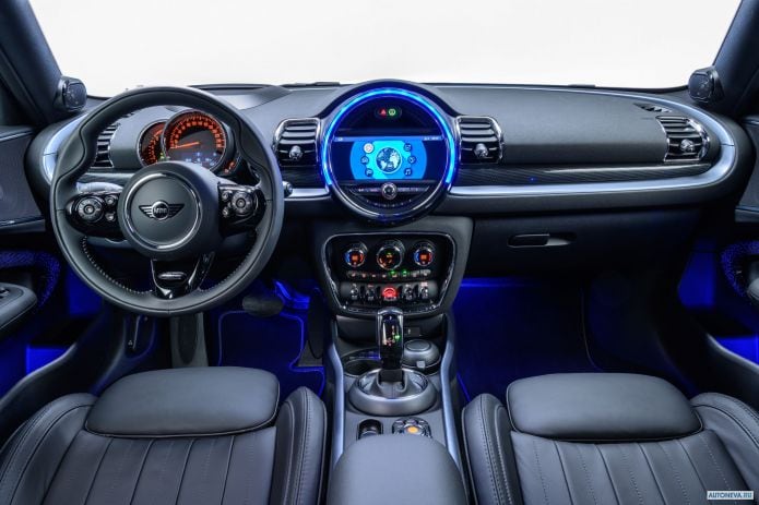 2020 Mini Clubman Cooper - фотография 10 из 31