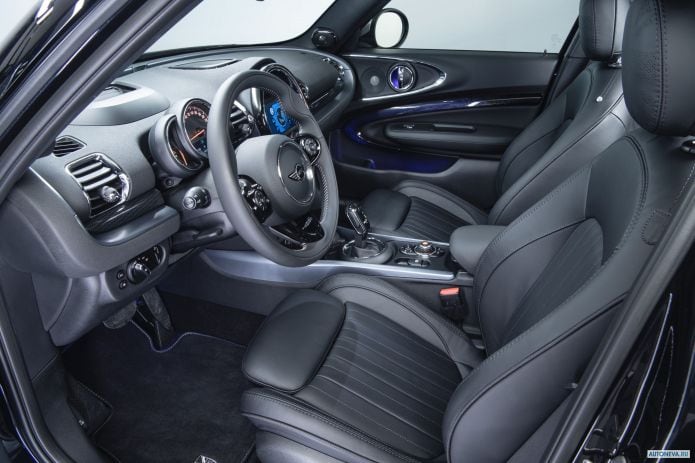 2020 Mini Clubman Cooper - фотография 14 из 31