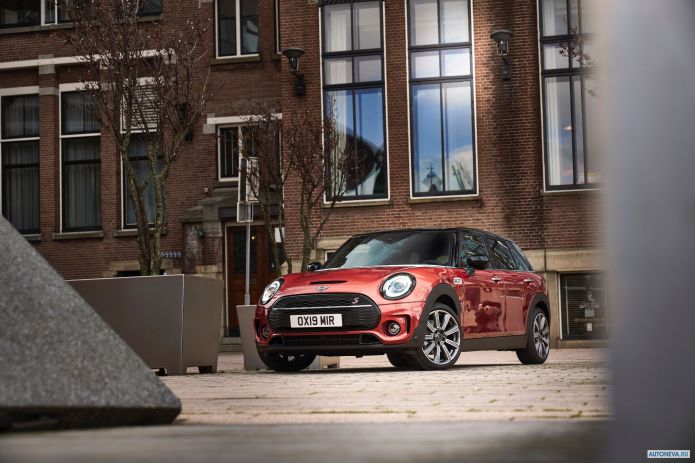 2020 Mini Clubman Cooper S - фотография 8 из 40
