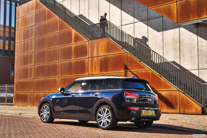 2020 Mini Clubman Cooper S - фотография 13 из 40