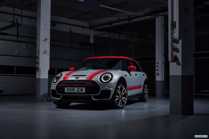 2020 Mini Clubman John Cooper Works - фотография 2 из 40 2020 Mini Clubman John Cooper Works - фотография 2 из 40