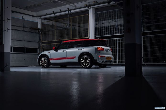 2020 Mini Clubman John Cooper Works - фотография 12 из 40