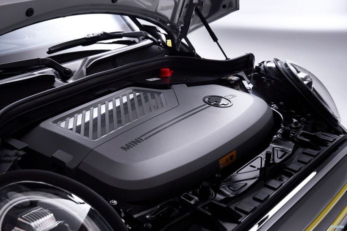 2020 Mini Cooper SE - фотография 35 из 40