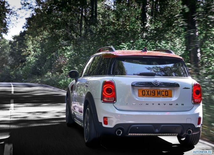 2020 Mini Countryman John Cooper Works - фотография 10 из 13