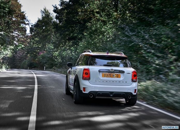 2020 Mini Countryman John Cooper Works - фотография 11 из 13