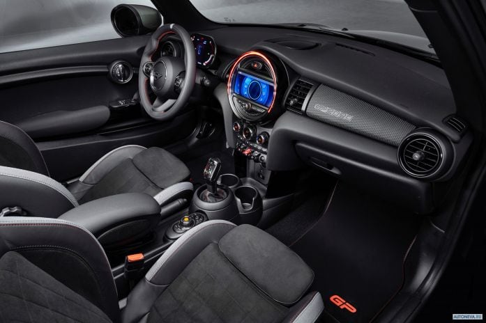 2020 Mini John Cooper Works GP - фотография 20 из 40