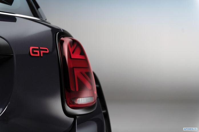 2020 Mini John Cooper Works GP - фотография 37 из 40