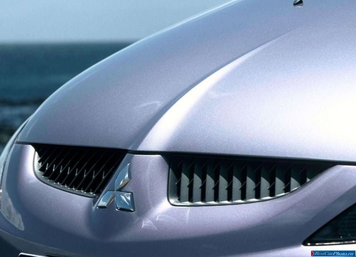 2004 Mitsubishi Grandis European Version - фотография 56 из 60